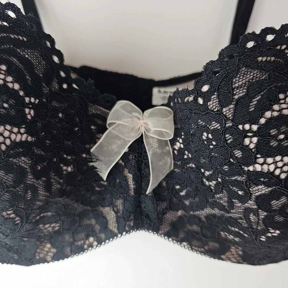 B. Tempt'd by Wacoal B. Enticing Bra 38C Black Lace‎ Underwire Lingerie 853144